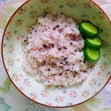 古代米のご飯ときゅうりの即席漬け
